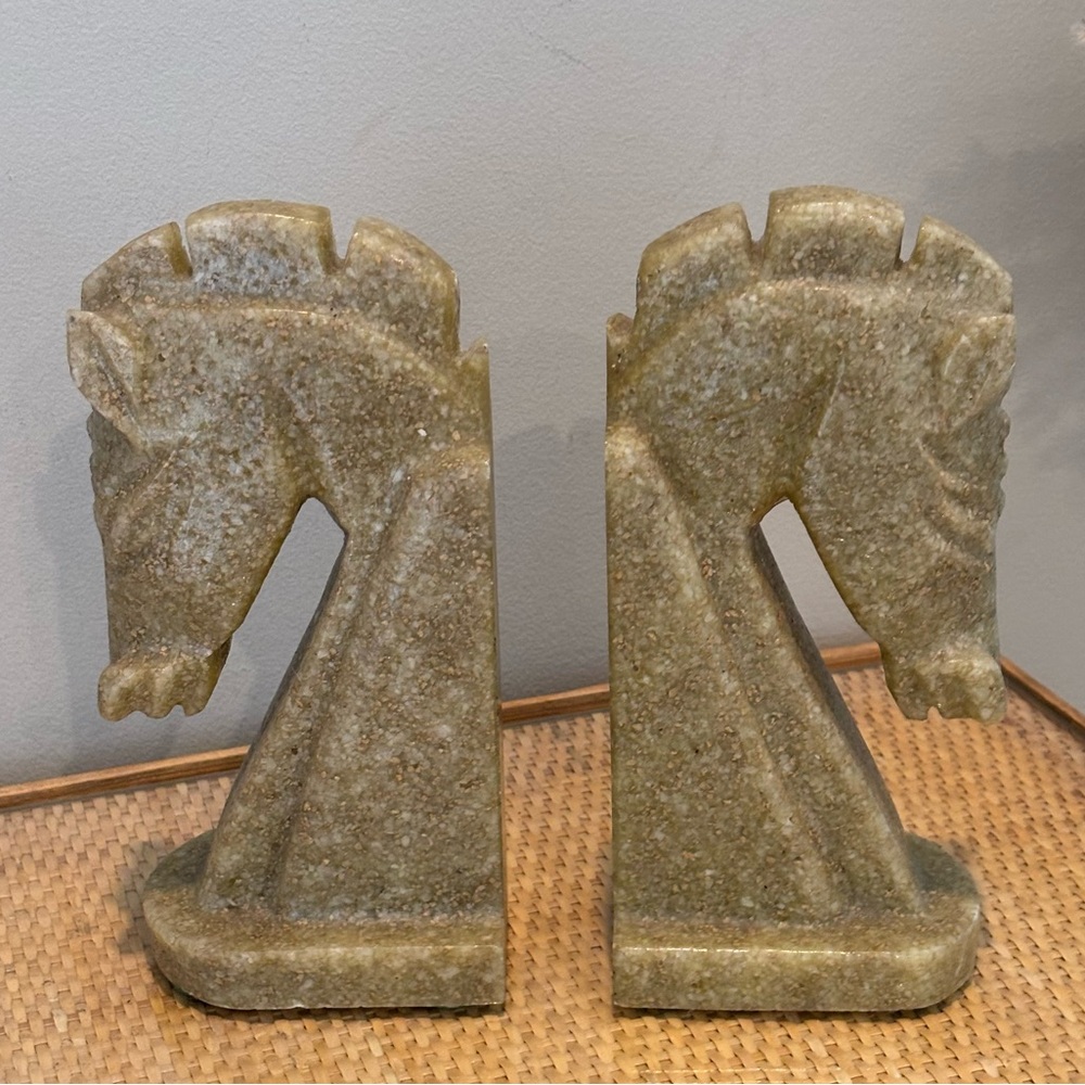 Natural stone horse head book ends new! Perfect gift idea!!